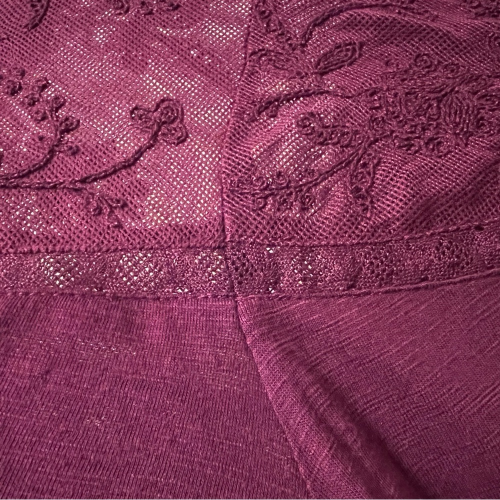 Style & Co (Macy’s), raglan sleeved blouse, mesh trim with floral embroidery! - Picture 6 of 11